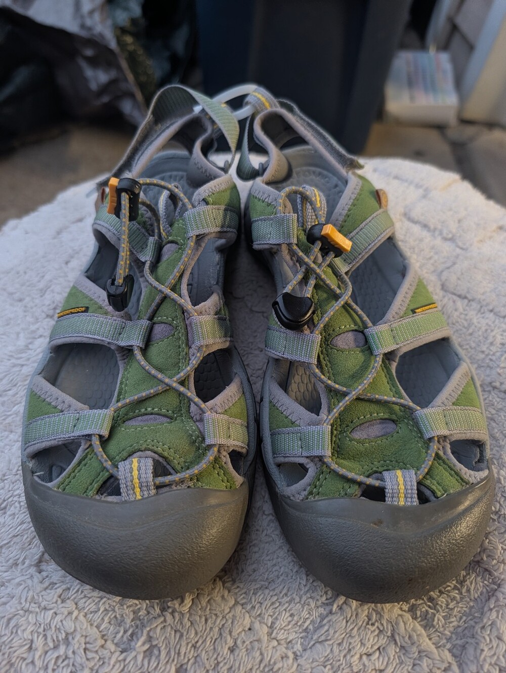 Women's Green Keen Sporty Sandals Size 8.5